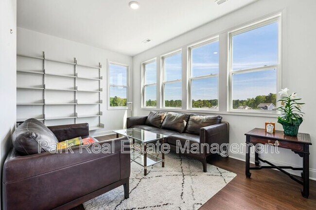 Photo - 1017 Prominence Dr