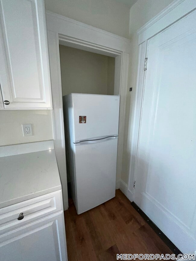Building Photo - 53 Fellsway W Unit 15