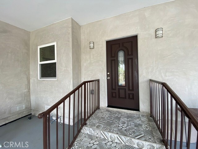 Building Photo - 6657 Enfield Ave