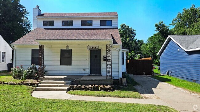 Building Photo - 3924 NW Liberty St Rental