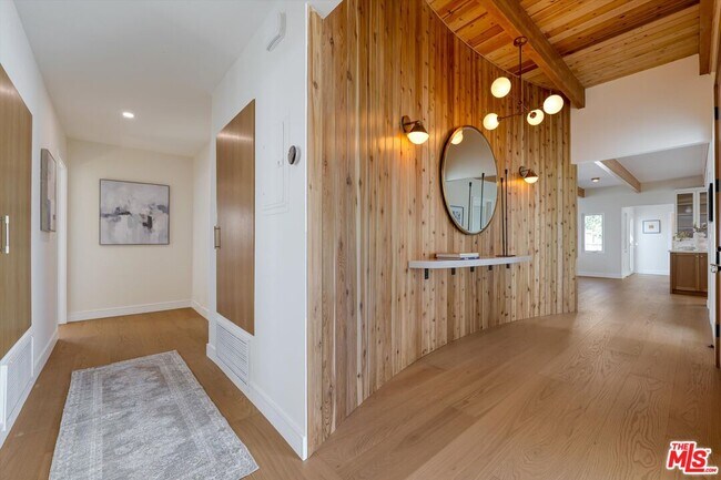 Photo - 211 Bellino Dr