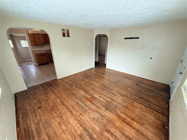 Photo - 1759 Temple Terrace S