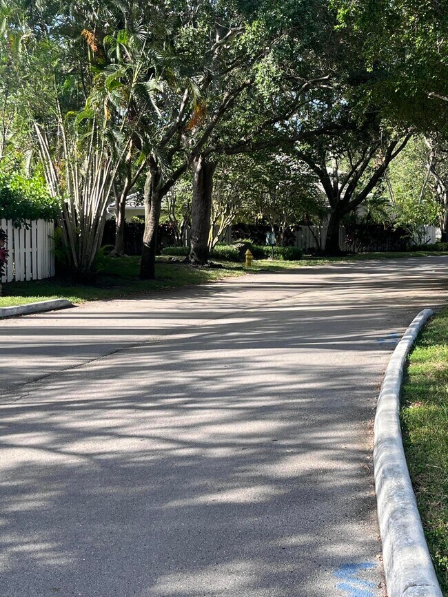 Photo - 845 NW 98th Ave