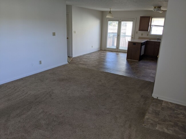 Photo - Spacious 2 bed 2 bath in Greenwood!