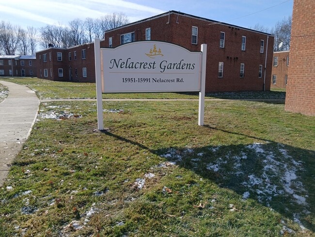 Photo - 1950 Nelawood Rd Unit 75-201