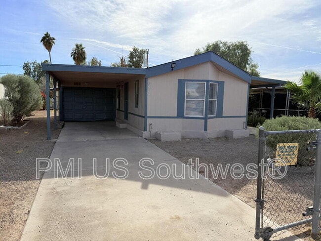 Building Photo - 314 Riverwood Ln