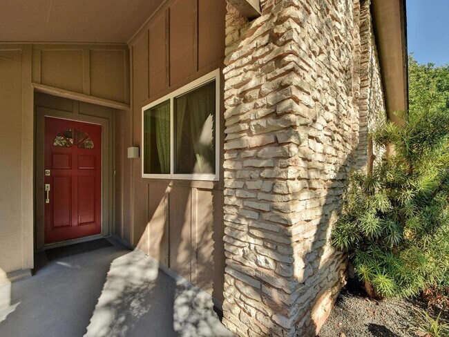 Photo - 5320 Presidio Rd