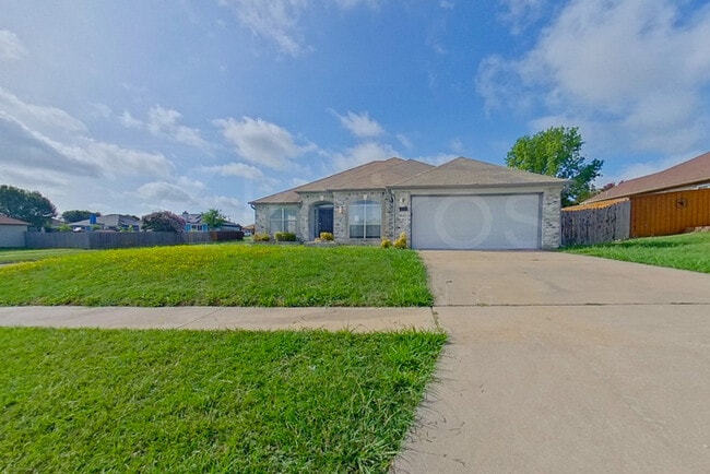 Building Photo - 4914 Glenoak Dr Rental