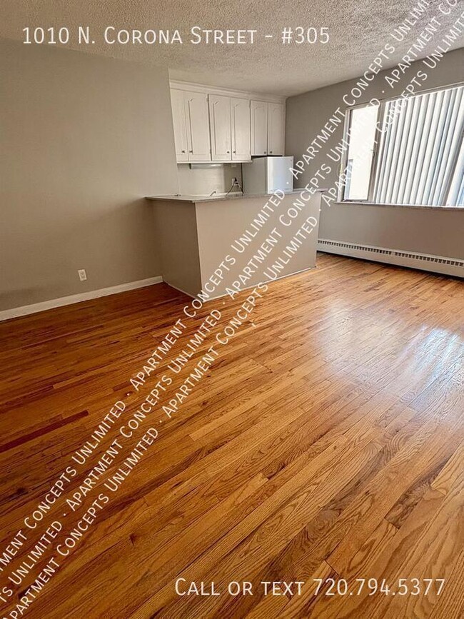 Building Photo - 1010 Corona St Unit #305