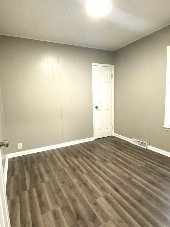 Photo - Spacious 3-Bedroom Home in Gary