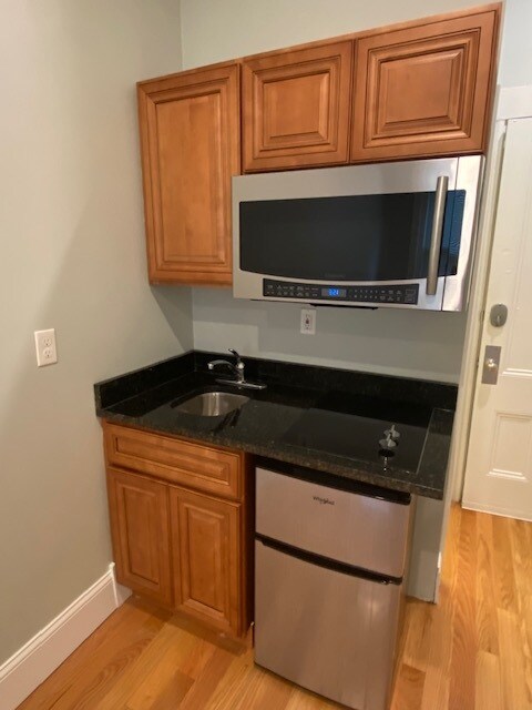 400 Marlborough St Unit 3