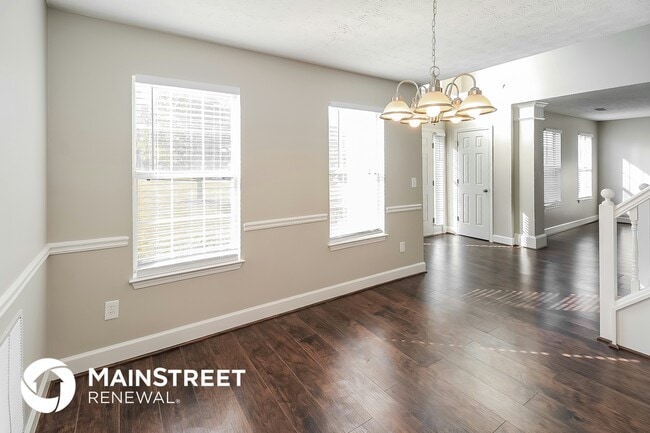 Photo - 4010 Fieldway Rd