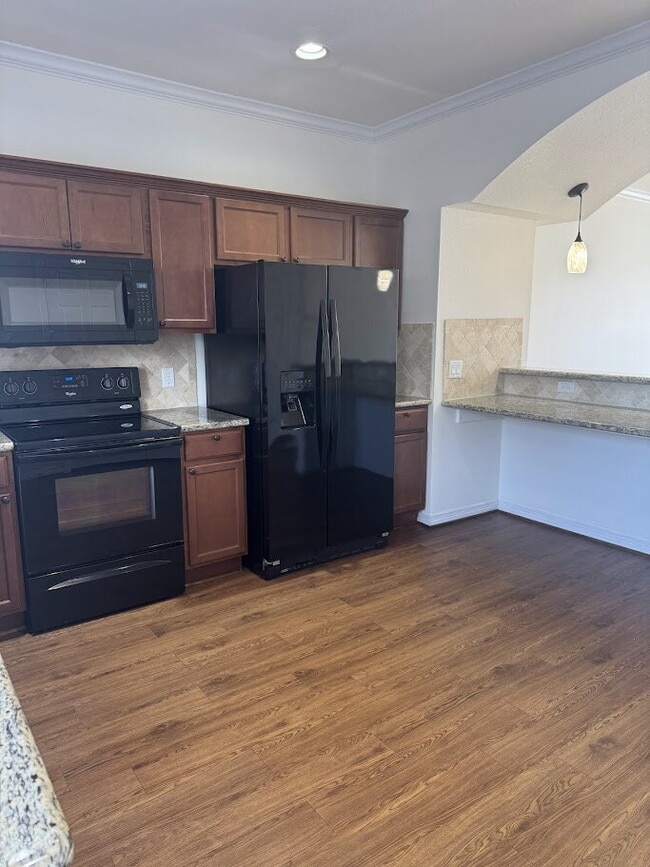 Photo - 4 Bedrooms and 4.5 baths in College Station Unit 1702