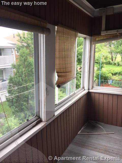 14 Renfrew St Unit 2