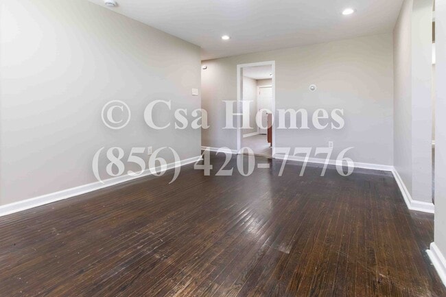 Photo - 1562 Bradley Ave Unit Apt B