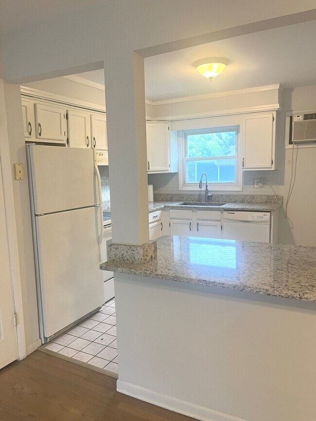 Photo - 7952 Madison St Unidad 3W