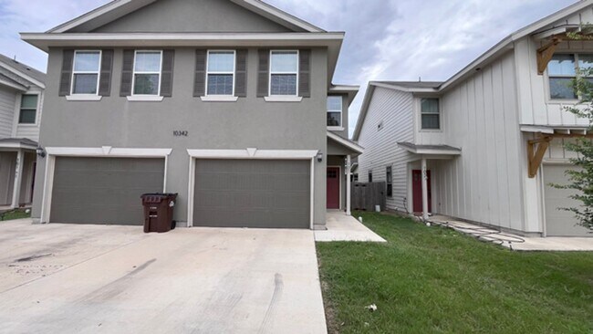Gorgeous 3-Bed Townhome with Private Yard ... - Gorgeous 3-Bed Townhome with Private Yard ...