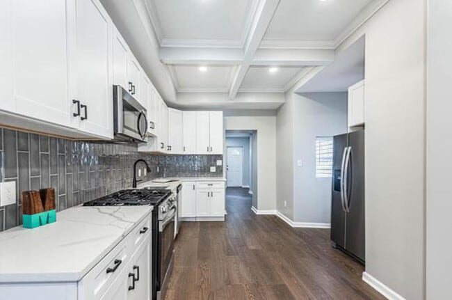 1715 E Oliver St Unit Room 2