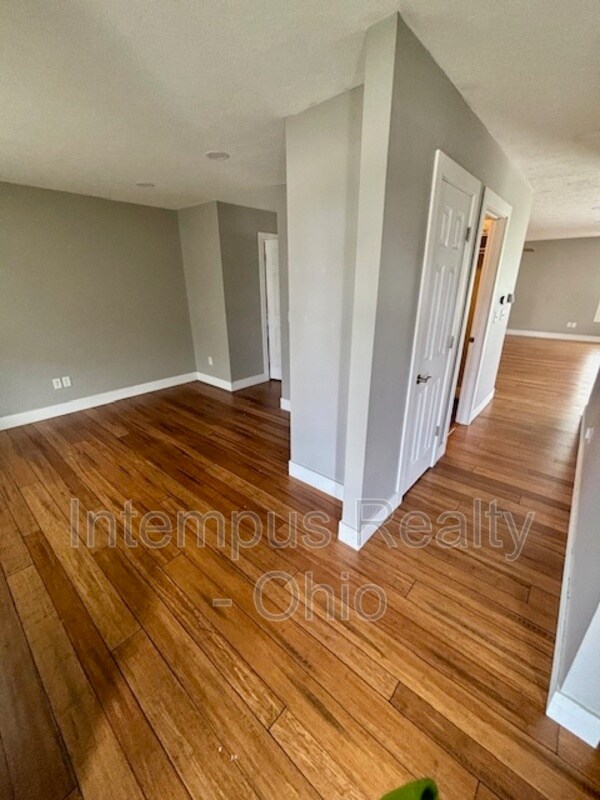 1482 Geranium Dr