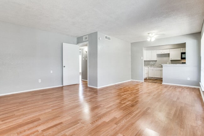 Esperanza Apartments