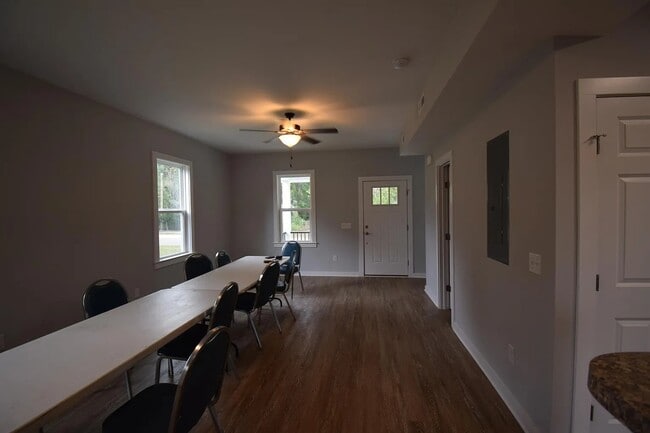 Photo - 1907 Grayson St