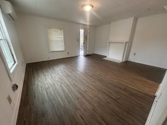 Photo - Branch street, 35-36