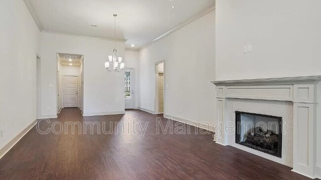 Photo - 14032 Eastover Ave