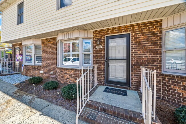 Photo - Beautifully updated 2-bed, 1.5 bath Condo in Winn Barr of Rock Hill!