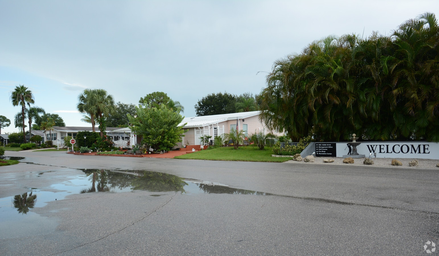 Indianwood Mobile Home Park (596 sites) - Indianwood Mobile Home Park (596 sites)
