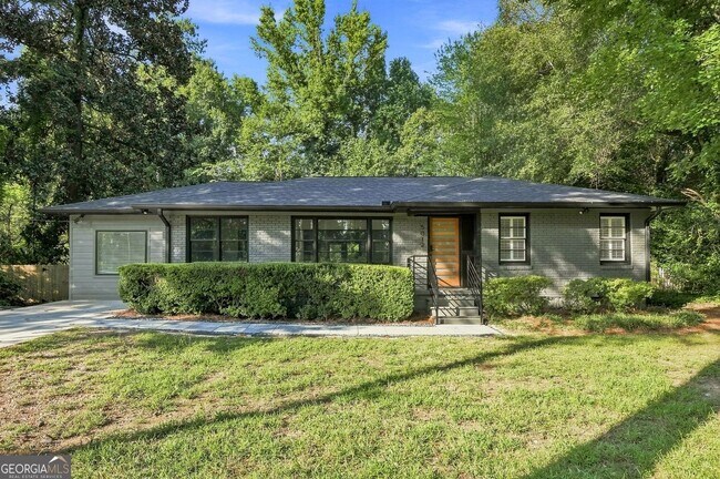 Building Photo - 5012 Tilly Mill Rd