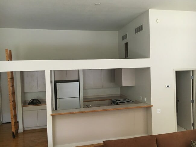 Photo - 2043 Random Rd Unit 209