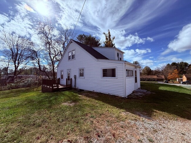 Building Photo - 1617 Kennedy Ave