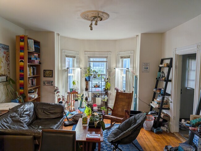 Photo - 37 Skehan St Unit 1