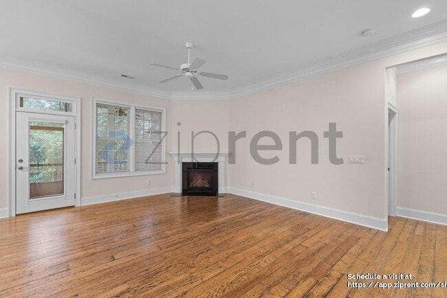 Photo - 1025 N Sharon Amity Rd