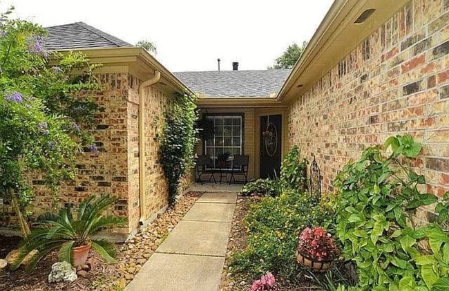 Photo - 4823 Pecan Grove Dr