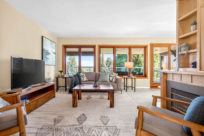 Photo - 1169 Cloverley St Unit SI ID1569586P