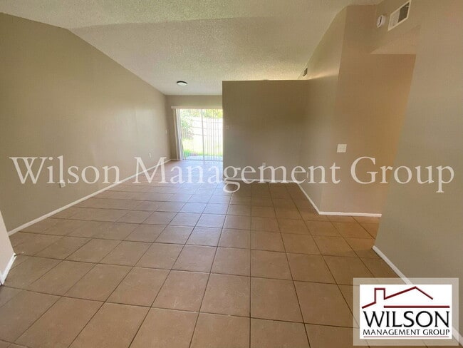 Photo - 5511 Lehigh Ave