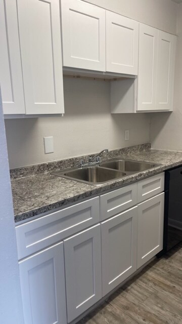 Photo - Spires Of Sherwood