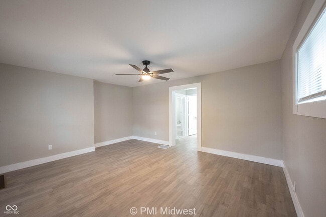 Photo - 804 Lasalle St Unidad A