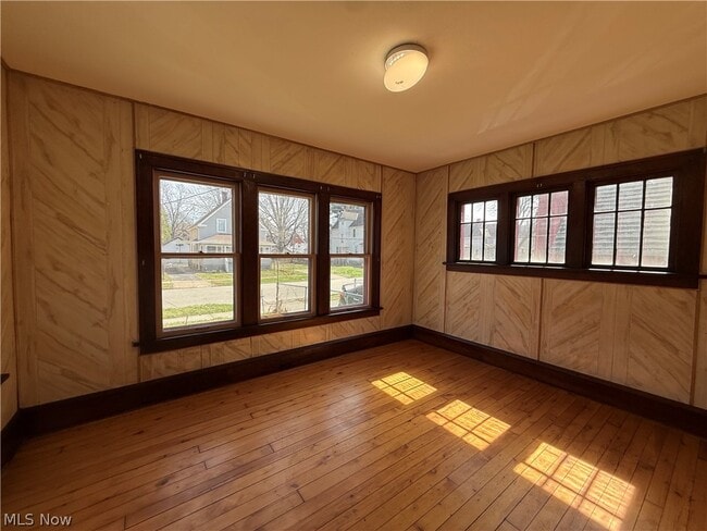 Photo - 3860 W 37th St