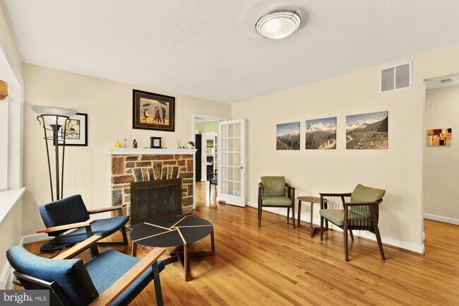 Photo - 8323 Haddon Dr