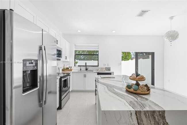 Photo - 10537 W 32nd Ln