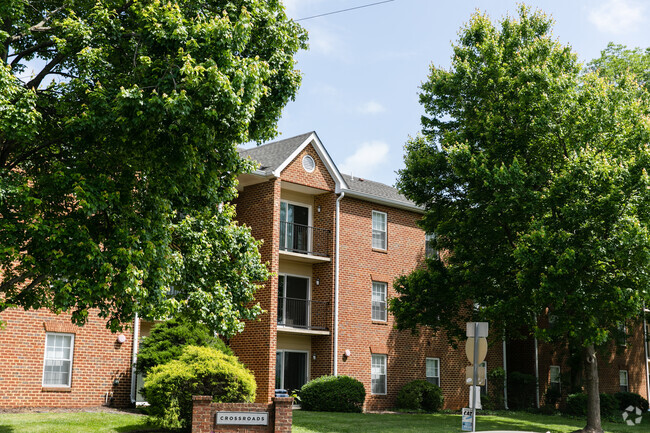 Building Photo - The Crossroads Rental