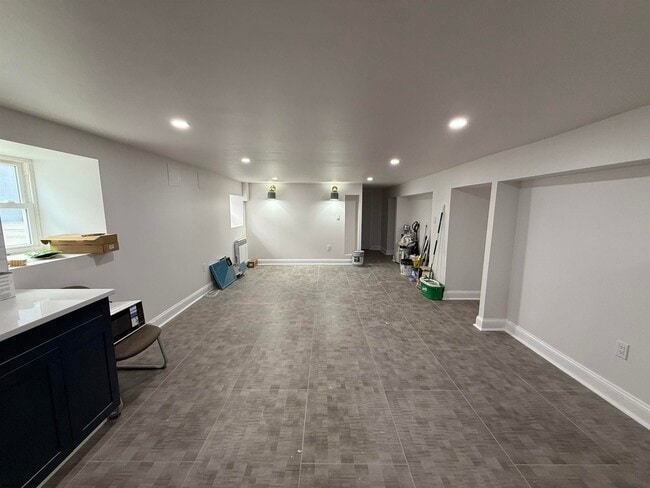 Photo - 102 S Raleigh Ave