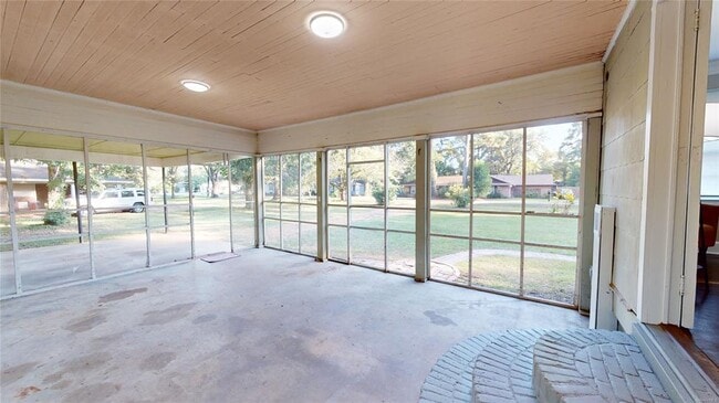 Photo - 3881 Gober Rd