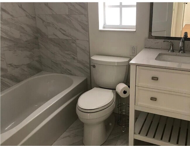 Photo - 4302 W Santiago St