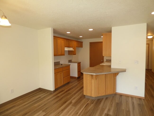 Photo - 261-263 Gwinn St Monmouth, OR 97351 Unit 263