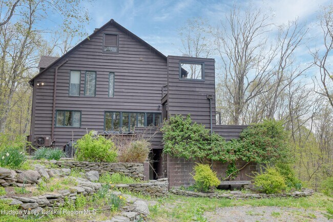 Photo - 26 Webster Rd