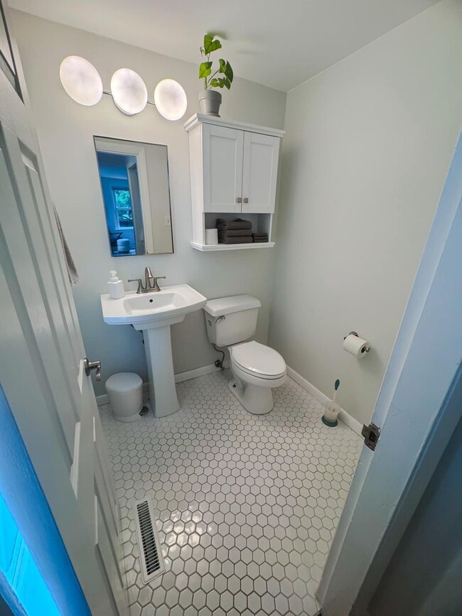 Photo - Charming 3 Bedroom Townhouse