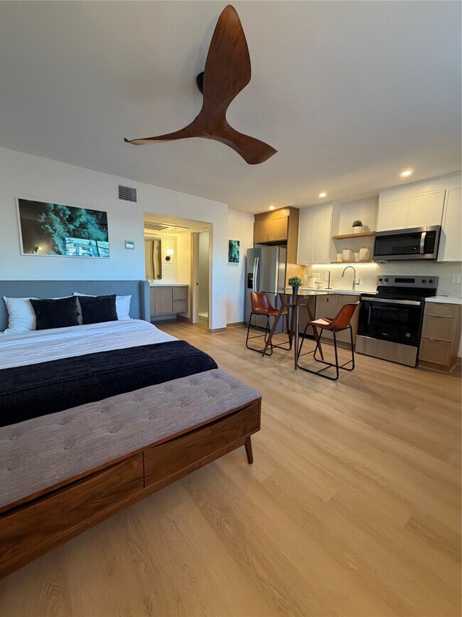 Photo - 1901 Richmond Ave. Unidad 37